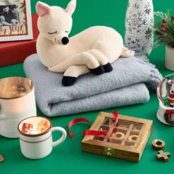 Honeybloom Wooden Tic Tac Toe Game, 7" 9 Honeybloom Wooden Tic Tac Toe Game, 7" -Karaca House Shop honeybloom wooden tic tac toe game 7 3